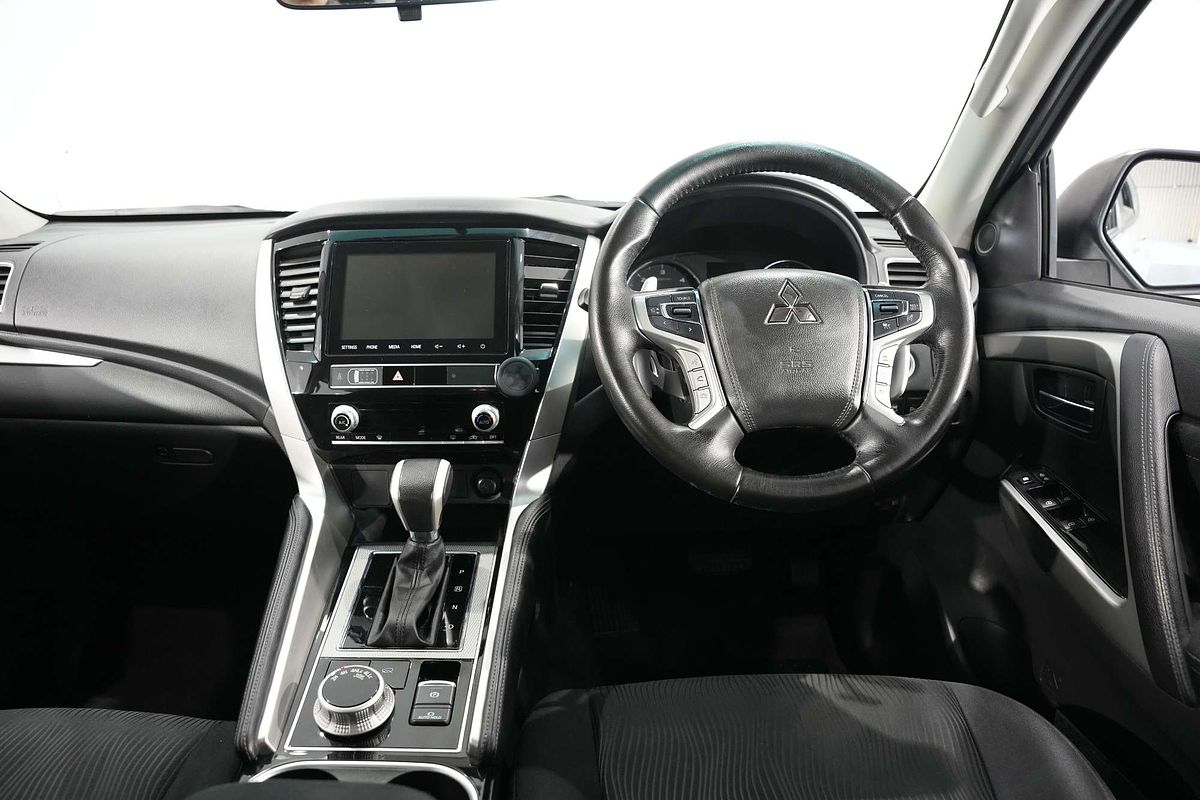 2022 Mitsubishi Pajero Sport GLX QF