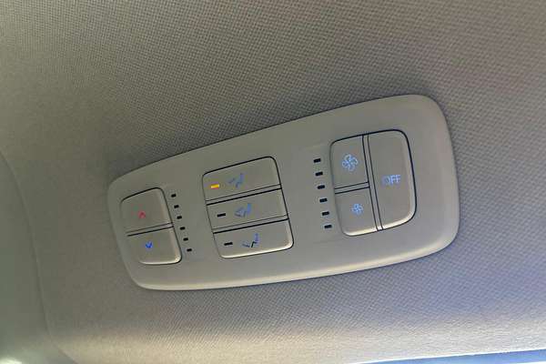 2022 Hyundai STARIA US4.V1