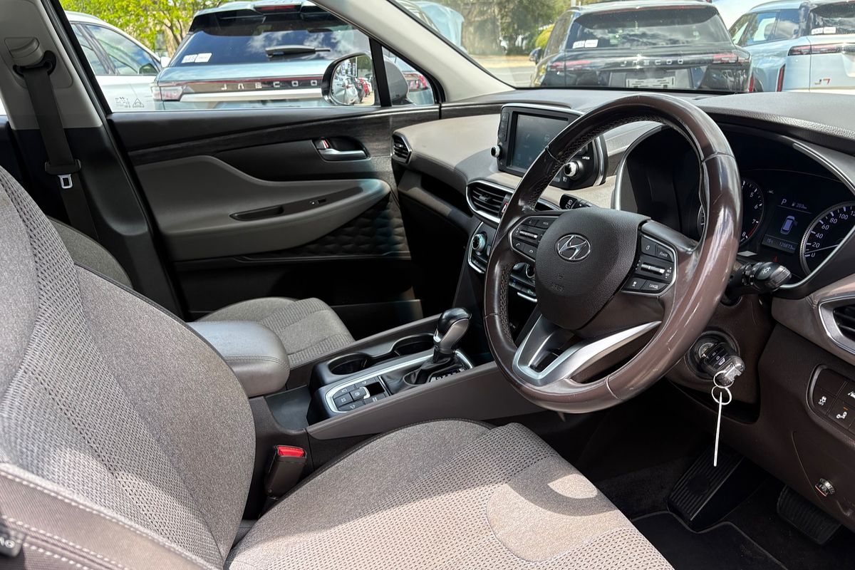 2020 Hyundai Santa Fe Active TM.V3