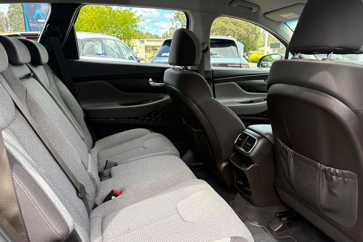 2020 Hyundai Santa Fe Active TM.V3