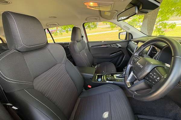 2024 Isuzu MU-X LS-U