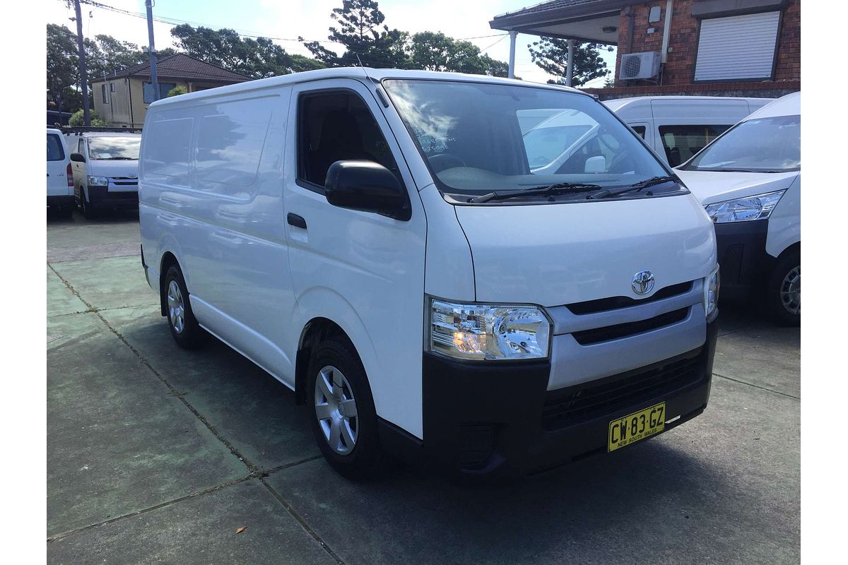 2015 Toyota Hiace LWB TRH201R MY15