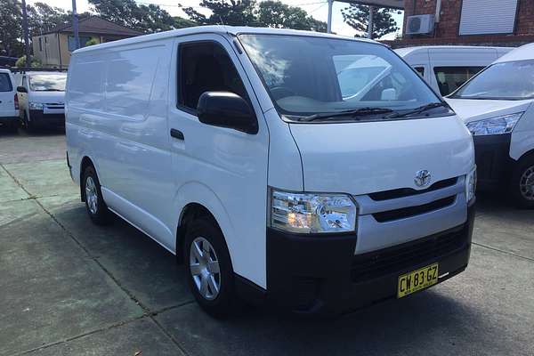 2015 Toyota Hiace LWB TRH201R MY15