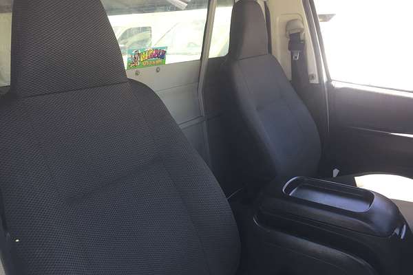 2015 Toyota Hiace LWB TRH201R MY15