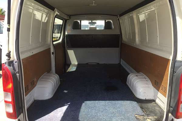 2015 Toyota Hiace LWB TRH201R MY15