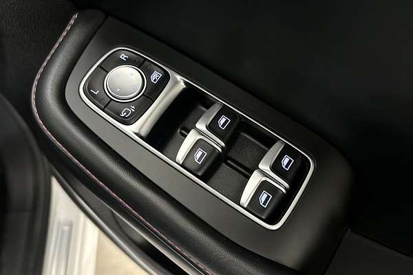 2023 MG HS Vibe SAS23