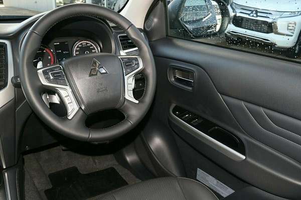 2023 Mitsubishi Triton GLS MR 4X4