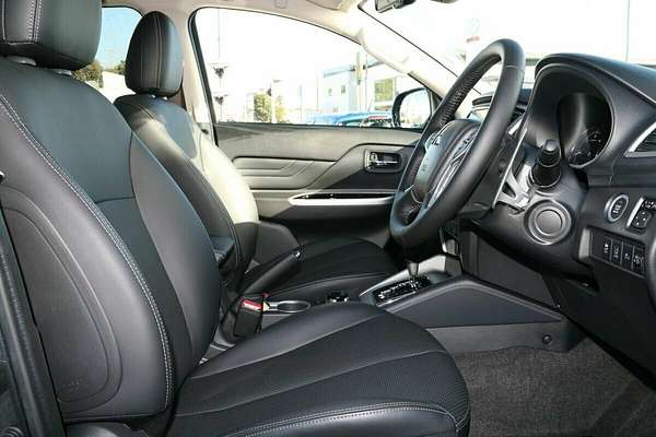 2023 Mitsubishi Triton GLS MR 4X4