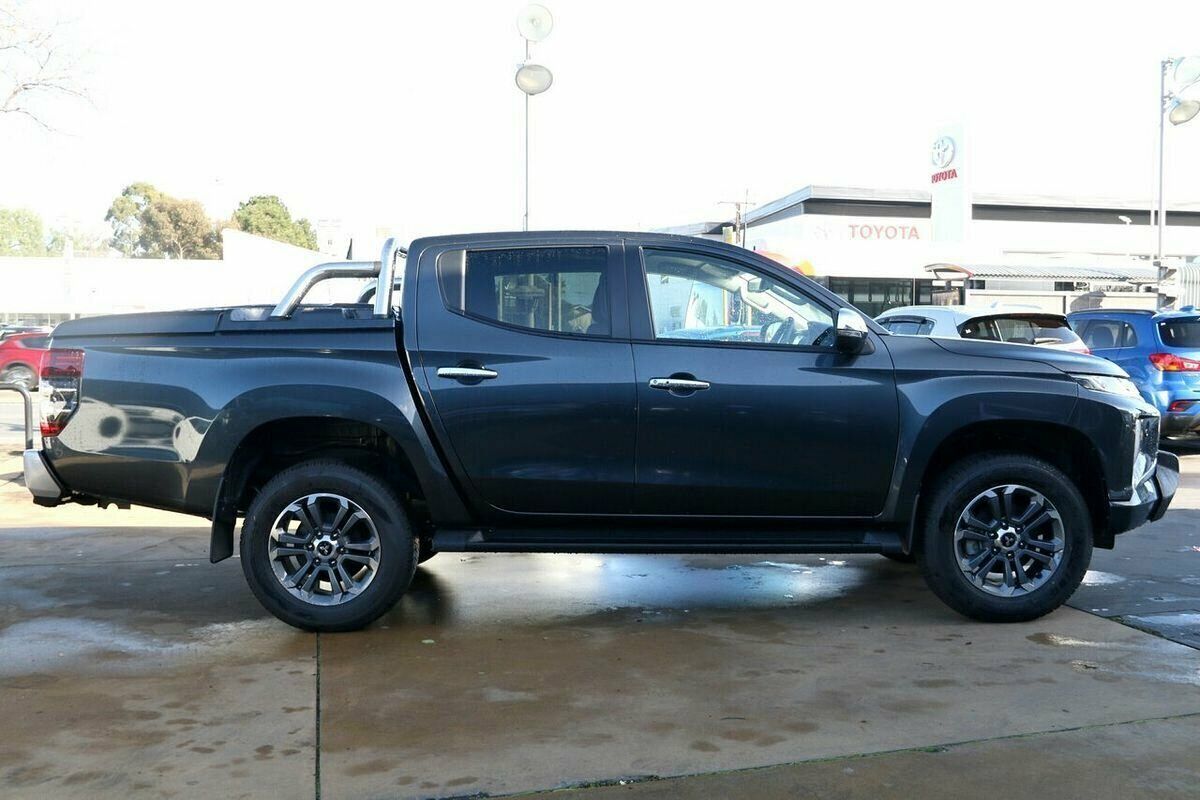 2023 Mitsubishi Triton GLS MR 4X4