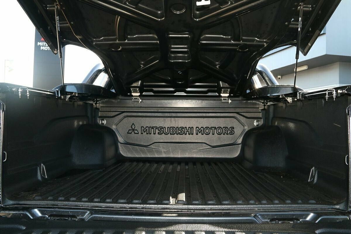 2023 Mitsubishi Triton GLS MR 4X4