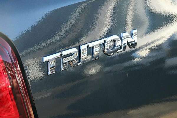 2023 Mitsubishi Triton GLS MR 4X4