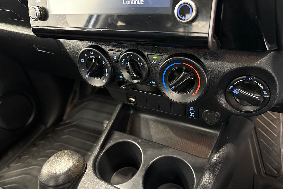 2021 Toyota Hilux SR GUN126R 4X4