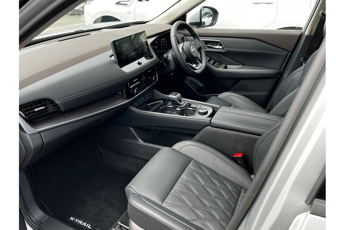 2024 Nissan X-TRAIL Ti-L T33