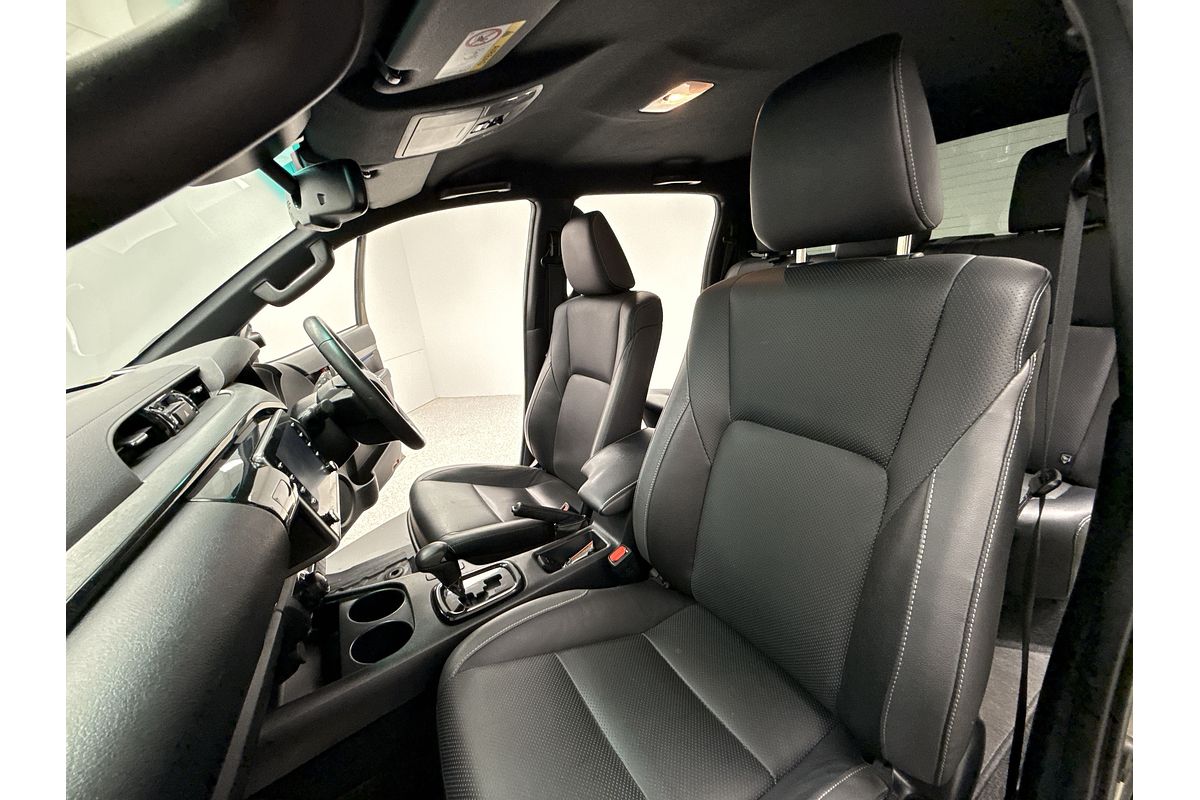 2022 Toyota Hilux Rogue GUN126R 4X4