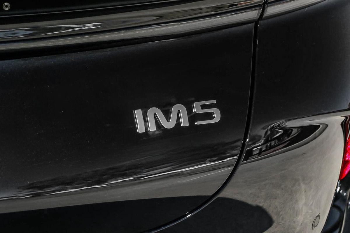 2025 MG IM5 Performance P12L