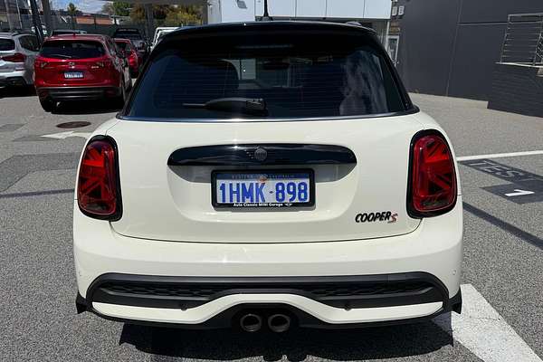 2022 MINI Hatch Cooper S Classic F55 LCI-2