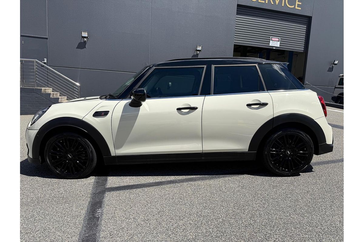 2022 MINI Hatch Cooper S Classic F55 LCI-2
