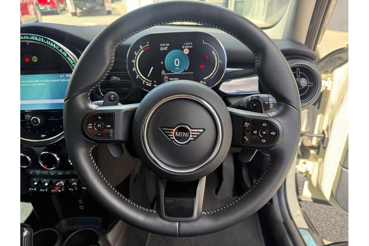 2022 MINI Hatch Cooper S Classic F55 LCI-2
