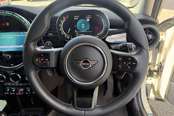 2022 MINI Hatch Cooper S Classic F55 LCI-2