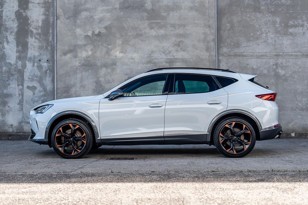 2024 CUPRA Formentor VZx KM