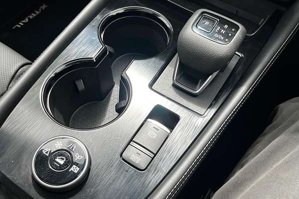 2024 Nissan X-TRAIL Ti-L T33