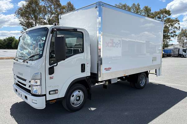 2025 Isuzu N Series NNR 45-150 Vanpack MWB