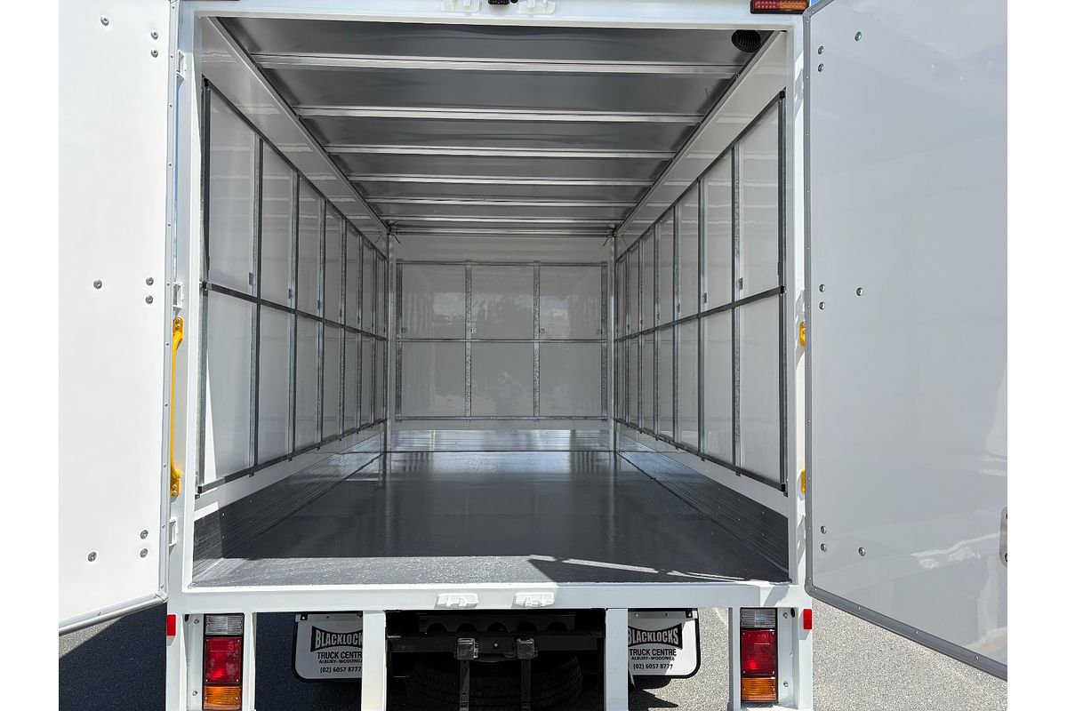 2025 Isuzu N Series NNR 45-150 Vanpack MWB