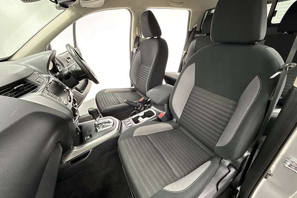 2023 Nissan Navara ST D23 4X4