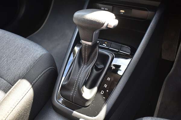 2024 Kia Stonic S YB