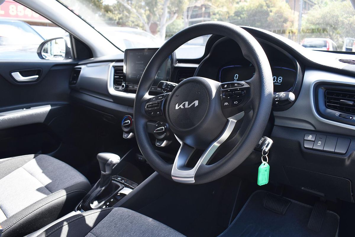 2024 Kia Stonic S YB