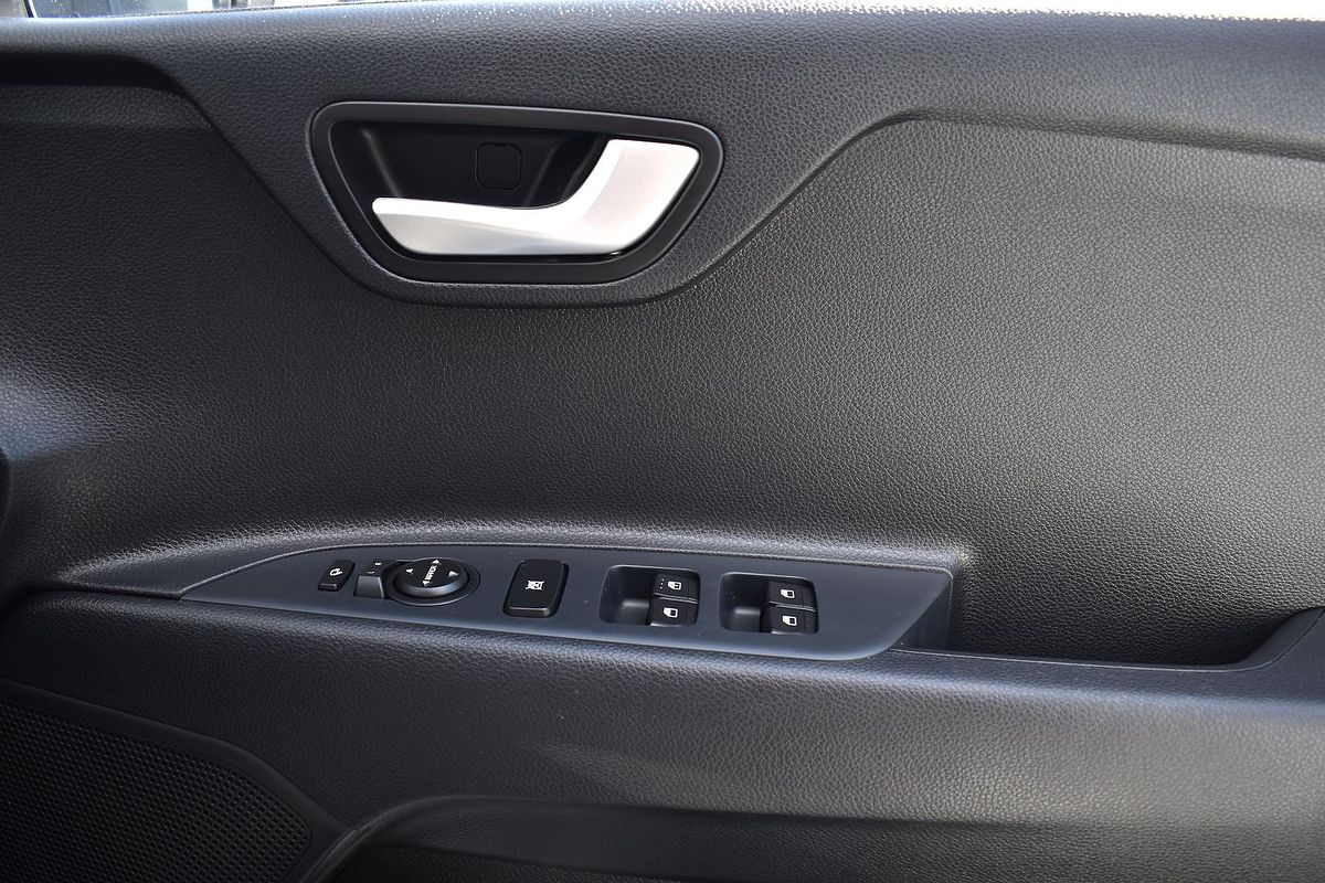 2024 Kia Stonic S YB