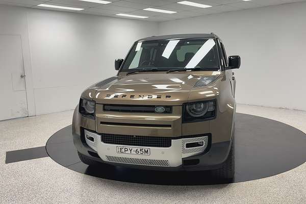 2021 Land Rover Defender 110 D300 SE L663