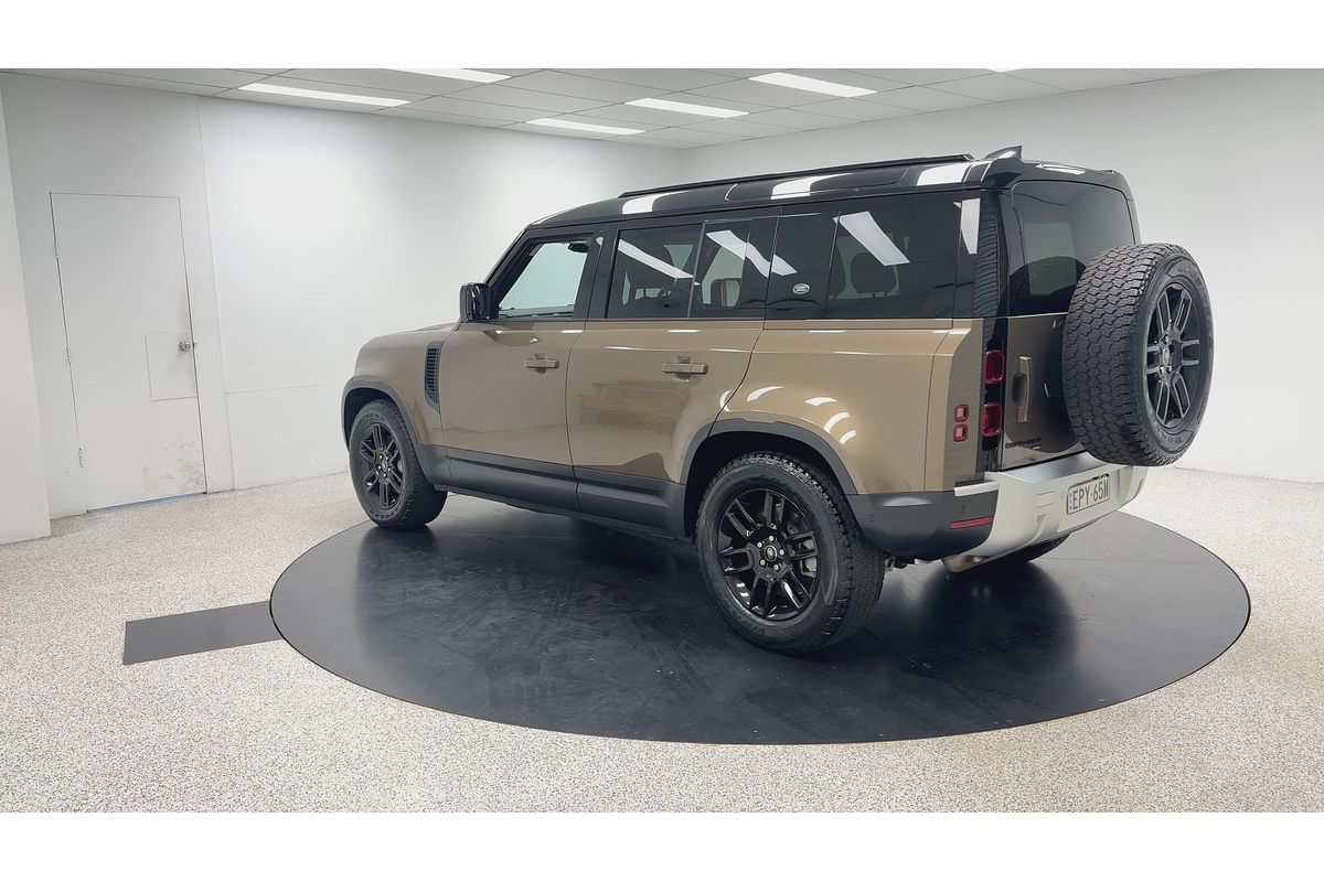 2021 Land Rover Defender 110 D300 SE L663