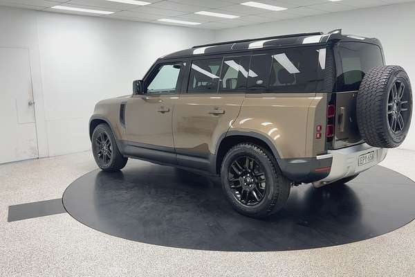 2021 Land Rover Defender 110 D300 SE L663
