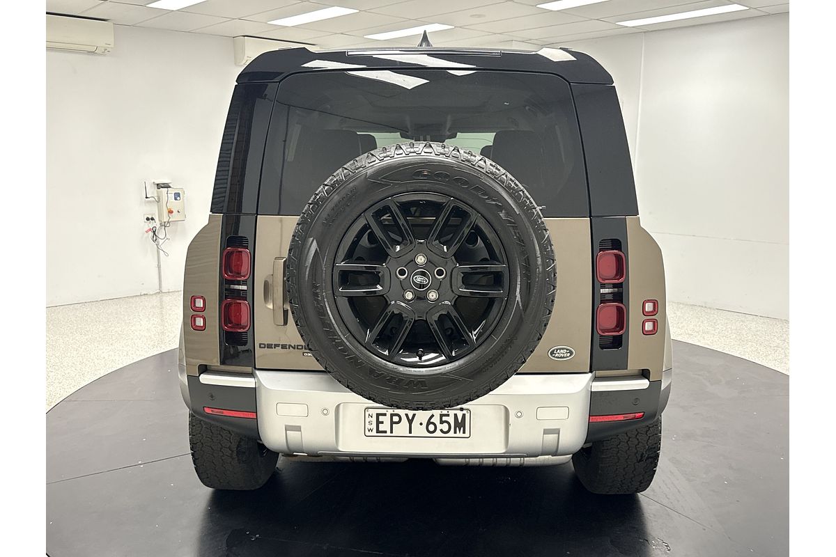 2021 Land Rover Defender 110 D300 SE L663