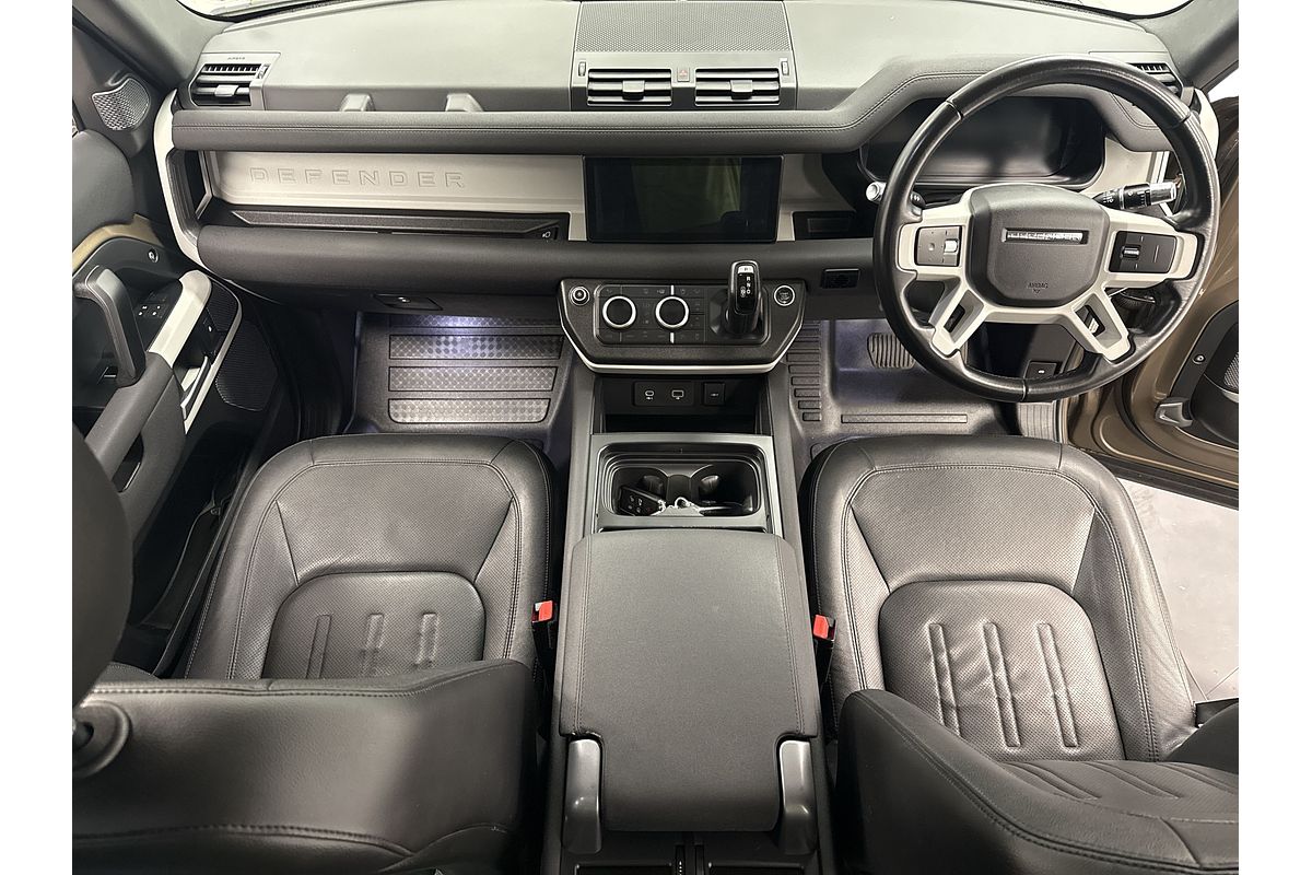 2021 Land Rover Defender 110 D300 SE L663
