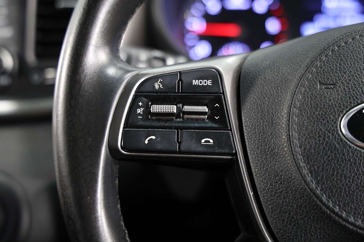 2017 Kia Sorento Si UM