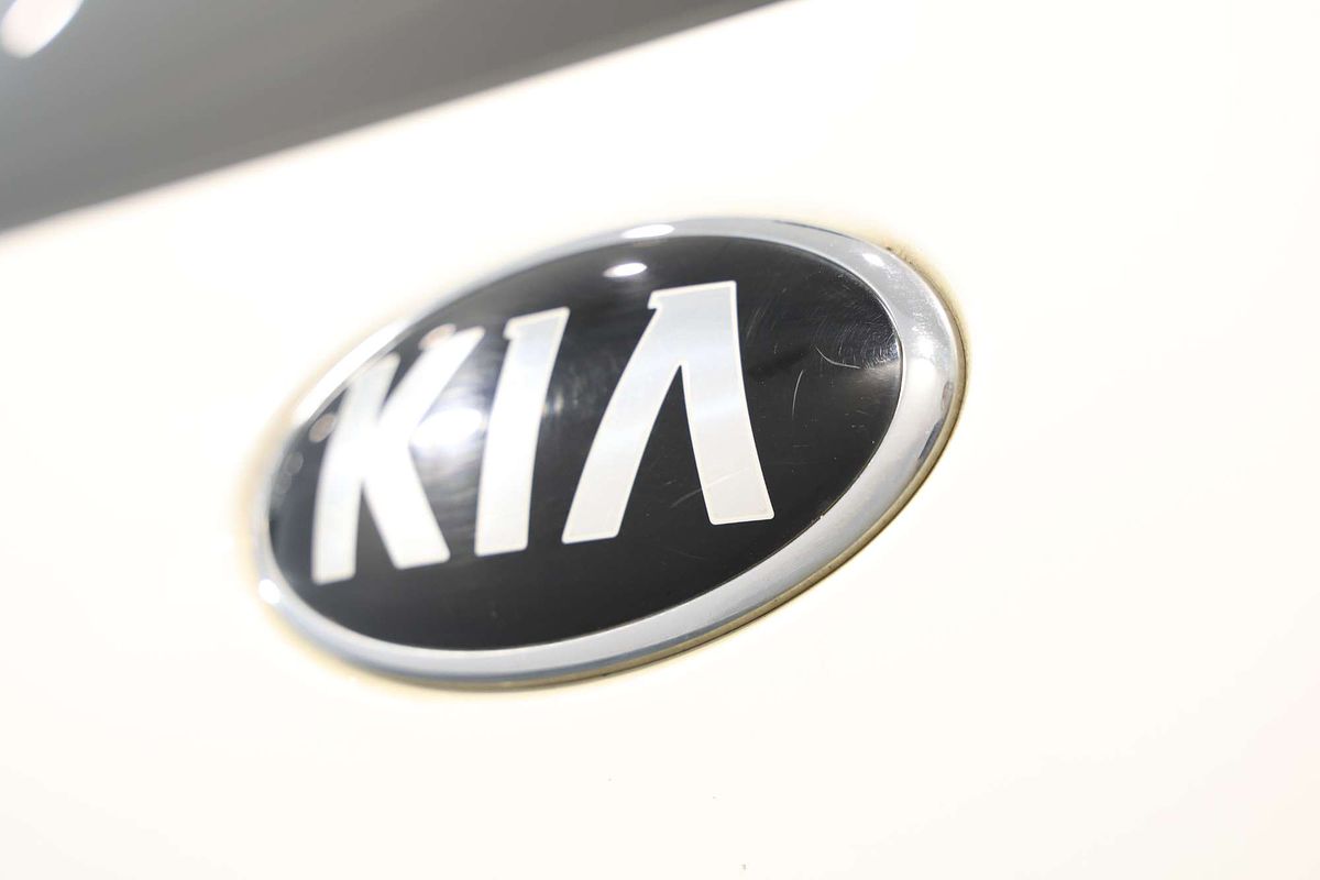 2017 Kia Sorento Si UM