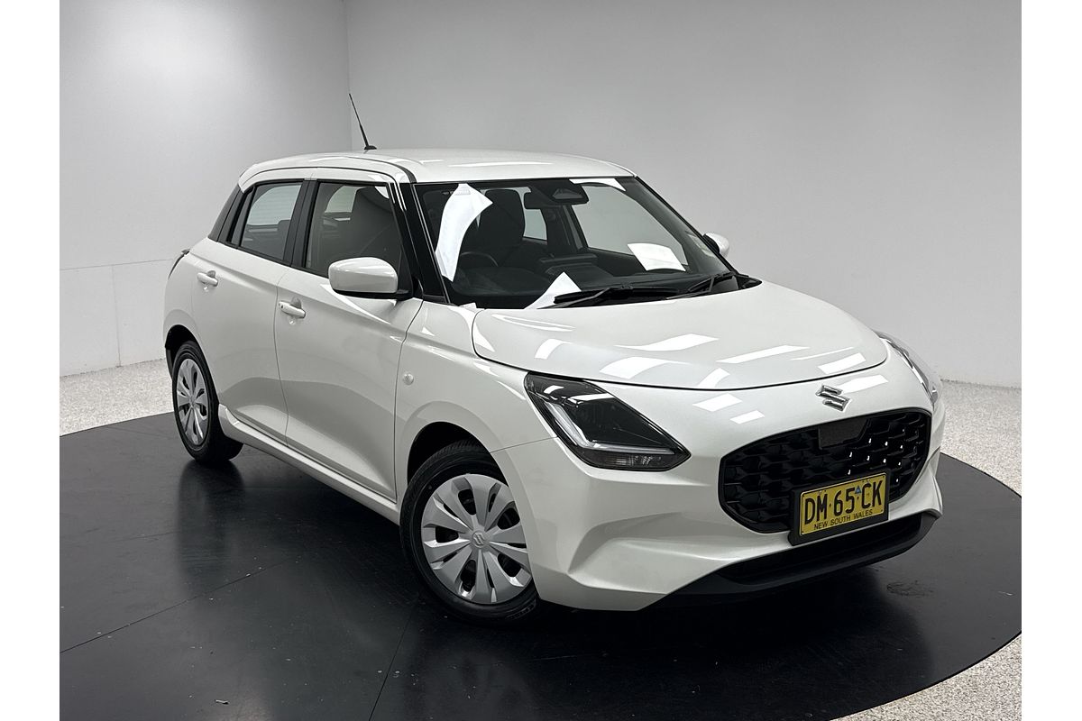 2024 Suzuki Swift Hybrid UZ