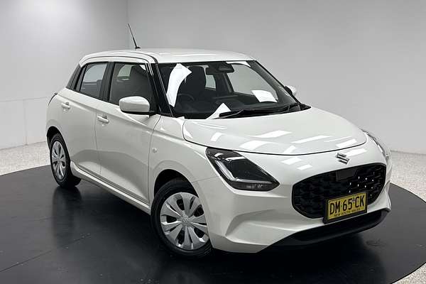 2024 Suzuki Swift Hybrid UZ