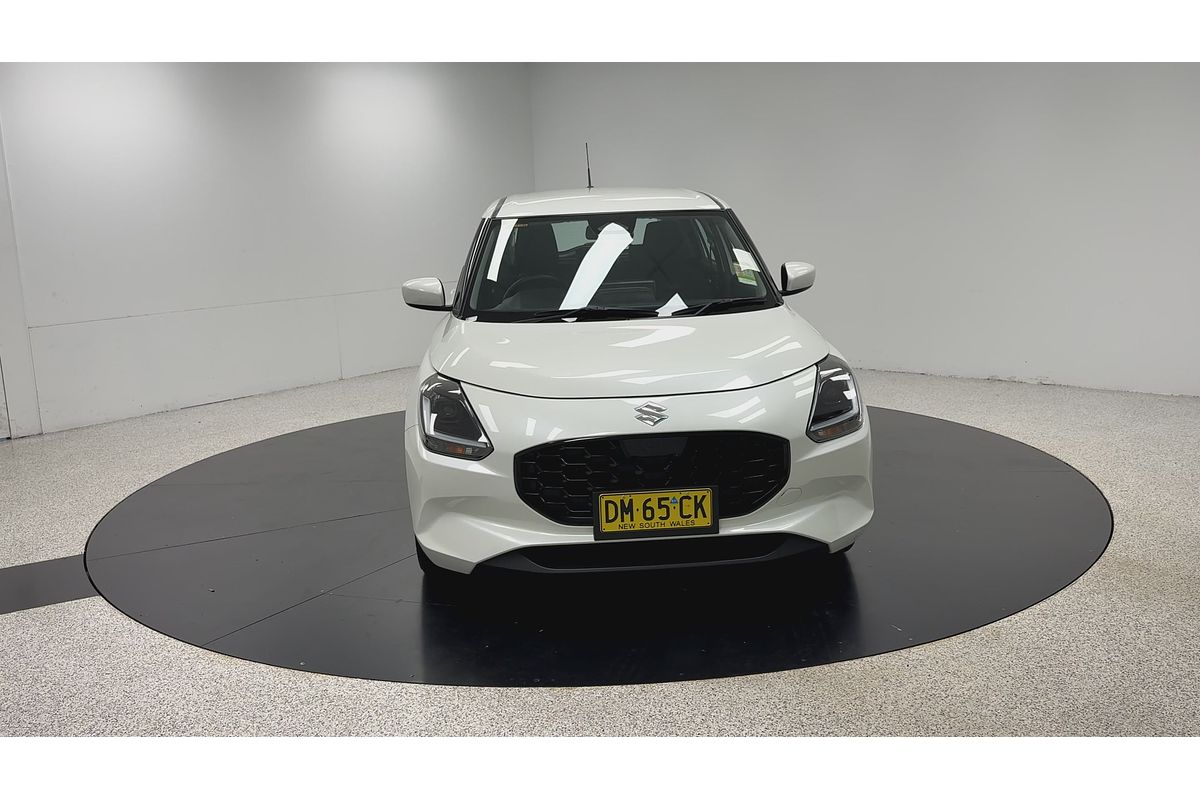 2024 Suzuki Swift Hybrid UZ