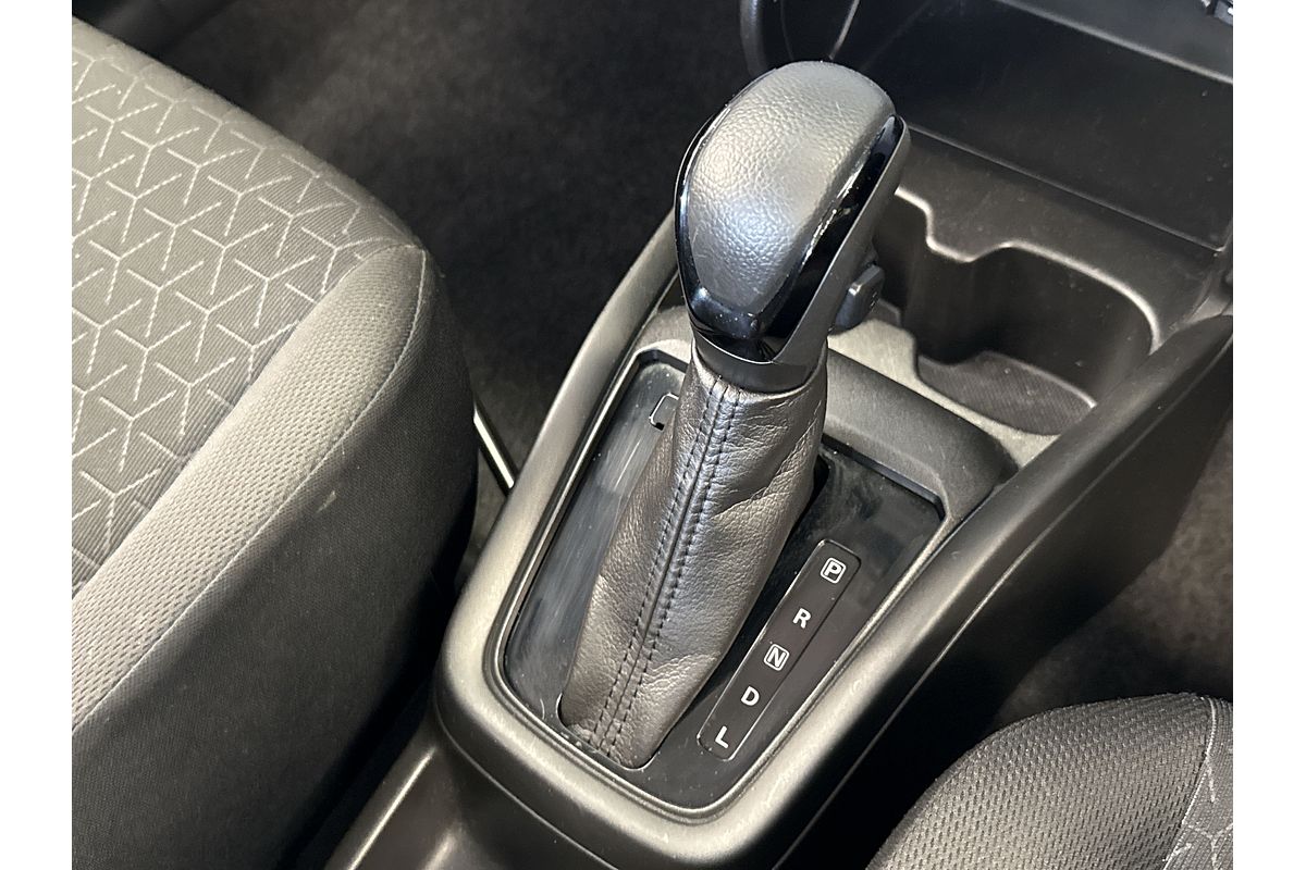 2024 Suzuki Swift Hybrid UZ