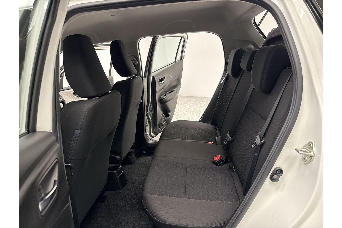 2024 Suzuki Swift Hybrid UZ