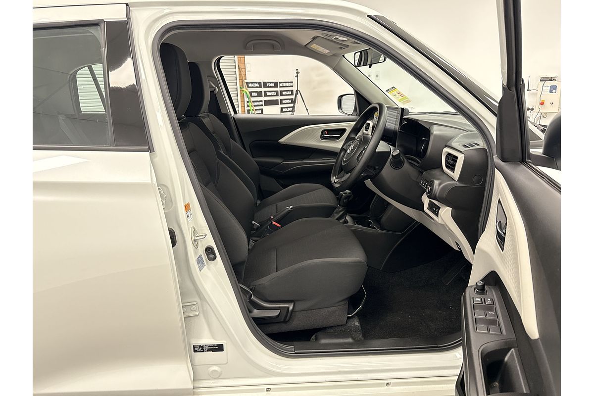 2024 Suzuki Swift Hybrid UZ