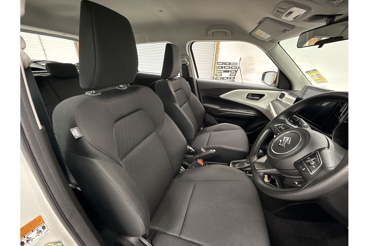 2024 Suzuki Swift Hybrid UZ