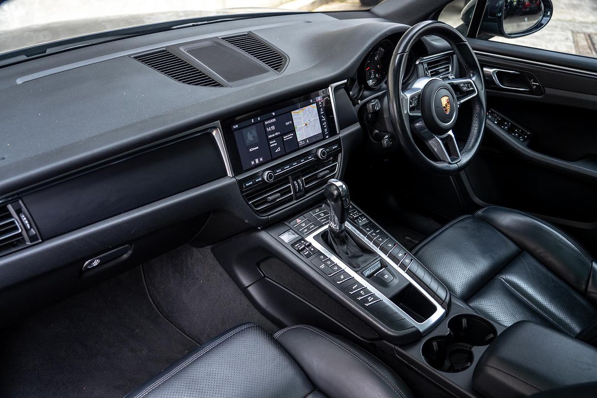 2020 Porsche Macan 95B