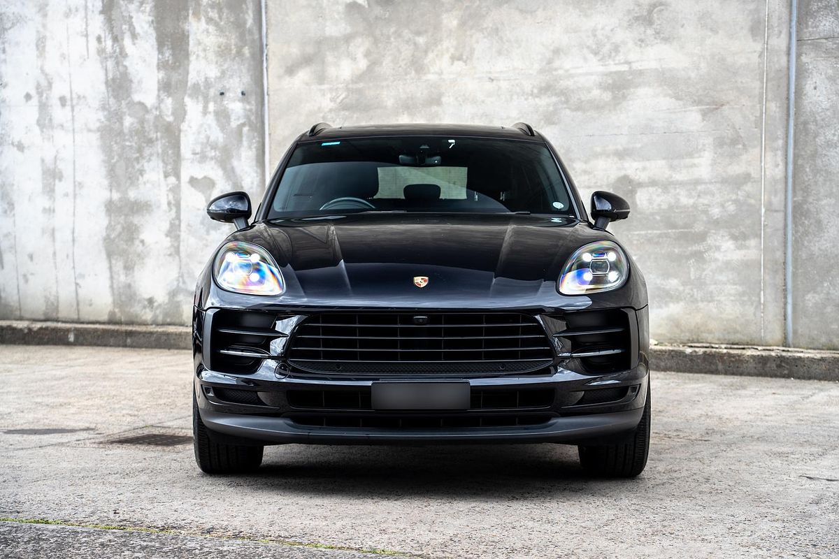 2020 Porsche Macan 95B