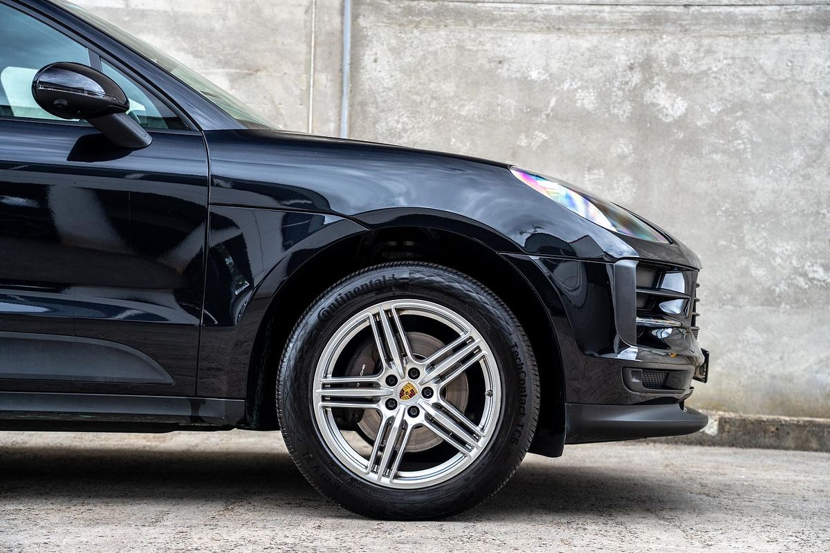 2020 Porsche Macan 95B