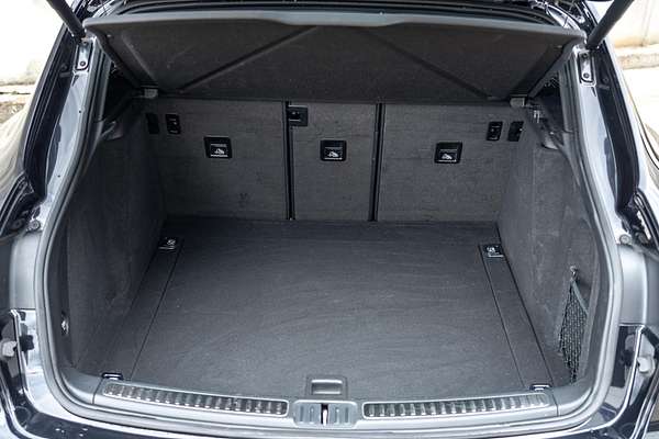 2020 Porsche Macan 95B