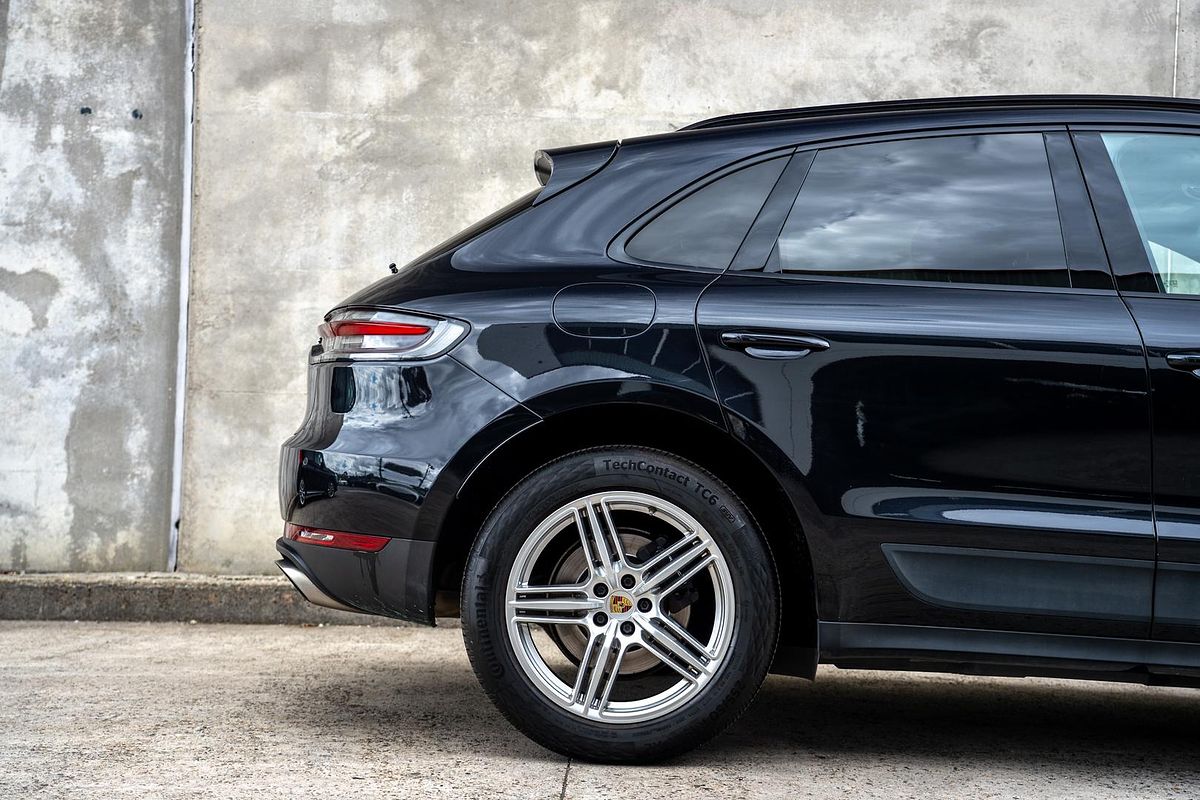 2020 Porsche Macan 95B